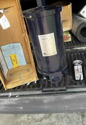 3al1 3m New. Filter Housing Steel 1 1/2 In Npt 65 Gpm 150 Psi
