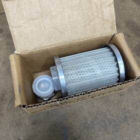 7450 Napa New Gold Oil Filter With Reducer