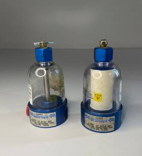 92-812 Parker - Balston Two 2 Low-flow Compact Compressed Air Filter Used