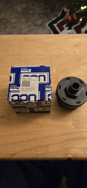 1885.0813 Ucc 686101 Ab 686101.uc Breather Filter Aration 220-80938