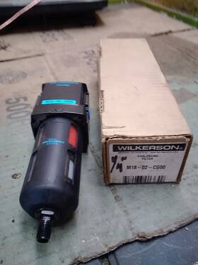 M18-02-cg00 Wilkerson Filters Pneumatic / M1802cg00