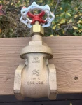 Toyo Valve/ Japan/ Red & White Gate 1/2" 125S Threaded 200WOG. Fixed Price $40.00.
