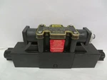 Parker Proportional Hydralic Valve D1VW4CNJGLV581XB755 24V Volt 0.33A Amp. Fixed Price $400.00.
