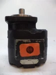 New Parker Hydraulic Motor Pump 3169310298 Dry Valve. Fixed Price $637.46.