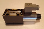 Parker Hydraulic Directional Valve D1VW004KNJP0 24VDC New In Opened Box. Fixed Price $192.95.