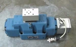 Moog Netstal D6 63Z954A 963.364.8 427 210 Bar Directional Control Valve. Fixed Price $500.00.