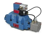 Moog Valve D684Z4862G B04HXUW6SEY2-N. Fixed Price $6500.00.