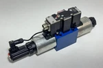 Bosch Rexroth 4WREE 10 V50-22/G24K31/F1V 4/3 Proportional Directional Valve. Fixed Price $1599.00.