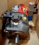 Bosch Rexroth R900739067 SYDFE1-2X/071R Hydraulic Pump Control 71CC 280BAR 24VDC. Fixed Price $4000.00.