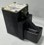 Vickers EHST-3-FIF-30 Hydraulic Proportional Relief Valve EHST3FIF30. Fixed Price $1999.00.