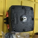 Parker PL50 4-WAY Manual Air Control Valve Rotary Handle 150 Psi Npt. Fixed Price $300.00.