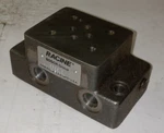 New Bosch Racine Hydraulic Valve 1/4" Npt D01H-S06C-1 959675. Fixed Price $139.49.
