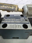 Bosch Rexroth 0810 091 289 Hydraulic Directional Control Valve 081WV06P1N141 24V. Fixed Price $100.00.