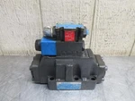 Vickers DG5S-8-2A-M-FPA5WL-B5-30 DG4V-3S-2A-M-FPA5WL-B5-60 Hydraulic Valve Stack. Fixed Price $249.99.