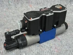 Rexroth Proportional Valve 4WREEM E32-22/G24K34/B6V R900707192. Fixed Price $2562.05.