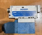 Vickers Kacg L250D Z M2 PD7 H1 10 P15 T13 Valve, Used Free Shipping. Fixed Price $880.00.