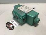 Double Valve Qf 5 Ff 10A3 Tsp Used #138428. Fixed Price $324.50.