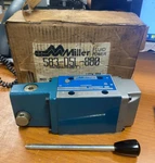 New Miller Fluid Power Hydraulic Directional Valve 583-D5L-880. Fixed Price $149.99.