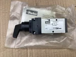 Parker P2LBX392JJ Viking Xtreme 235 Psi Manual Mechanical Valve New Flyer 088689. Fixed Price $128.98.