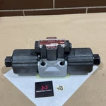 *new* Toyooki Kogyo HD3-3W-BGA-03B-WYD2 DC24V Solenoid Directional Valve. Fixed Price $255.00.