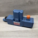 Netstal Moog D661Z2742F Servo Jet Valve, P80HXAPF 2, Read Description. Fixed Price $429.99.