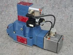 Moog D682Z4842 P02HXUU6HEY2-N D820-2001 2020471555 D633-7368 A08KA4F0HNY. Fixed Price $4536.09.