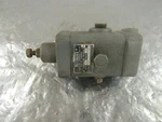 Vickers RT-03-D2-10 RT03D210 Pressure/relief Control Valve**nnb**. Fixed Price $399.00.