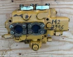 1423996 Hydraulic Steering Valve For Caterpillar 966G Wheel Loader Open Box. Fixed Price $700.56.