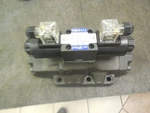 Kompass Directional Control Valve D4-06-2B2, D5-02-2D2 New. Fixed Price $425.00.