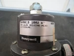 Honeywell Pressure Regulator (PP901B 1002 5) & Speedaire Inline Filter (2Z328A). Fixed Price $375.00.