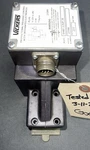 Vickers Proportional Pressure Control Valve Integrated Electronics EHST-3-FVF-30. Fixed Price $1000.00.