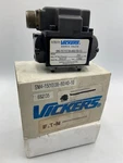 Eaton Vickers -servo Valve 682135, SM4-15(10)38-80/40-10 Genuine-new. Fixed Price $5400.00.