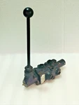 David Brown Hydraulics DSV06X26L Directional Control Valve B9121065081. Fixed Price $800.00.